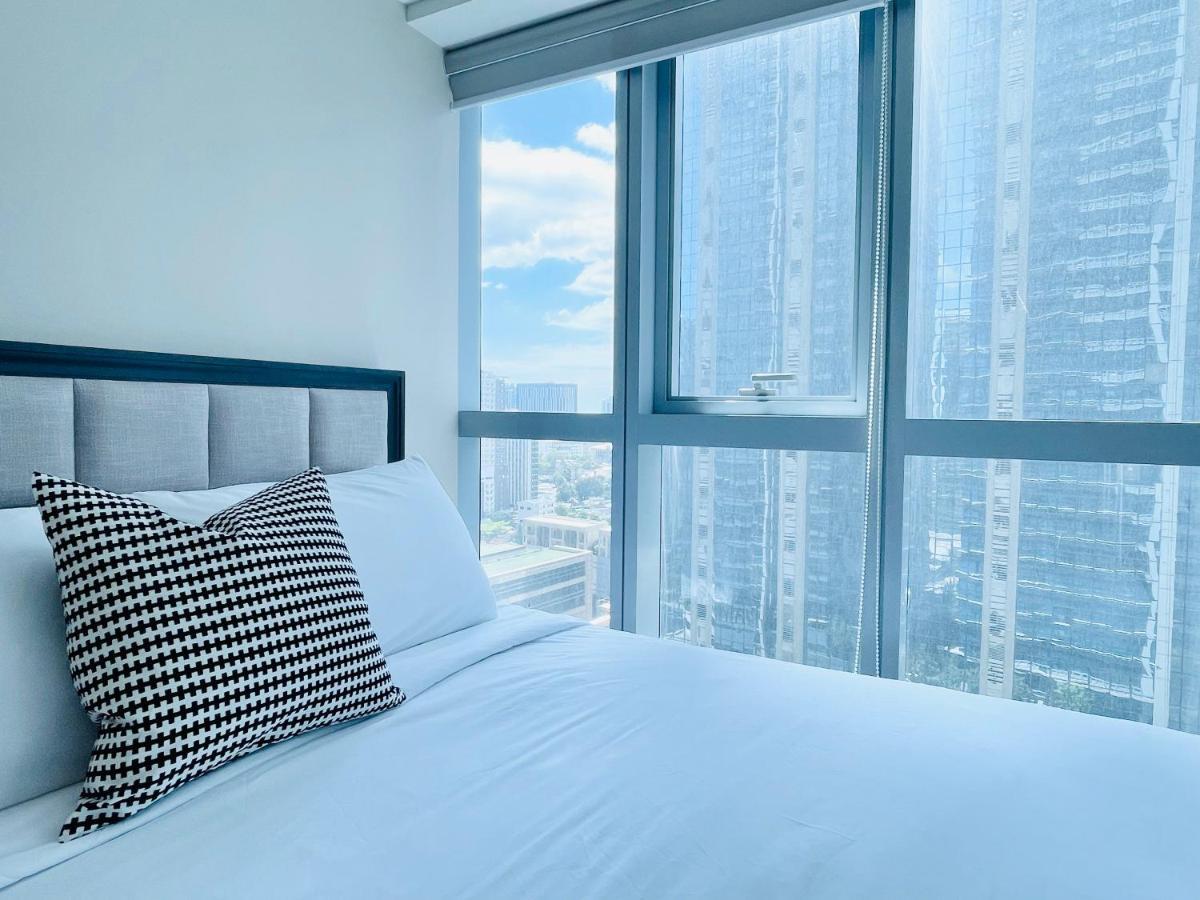 تاغويغ Uptown Parksuites Bgc المظهر الخارجي الصورة