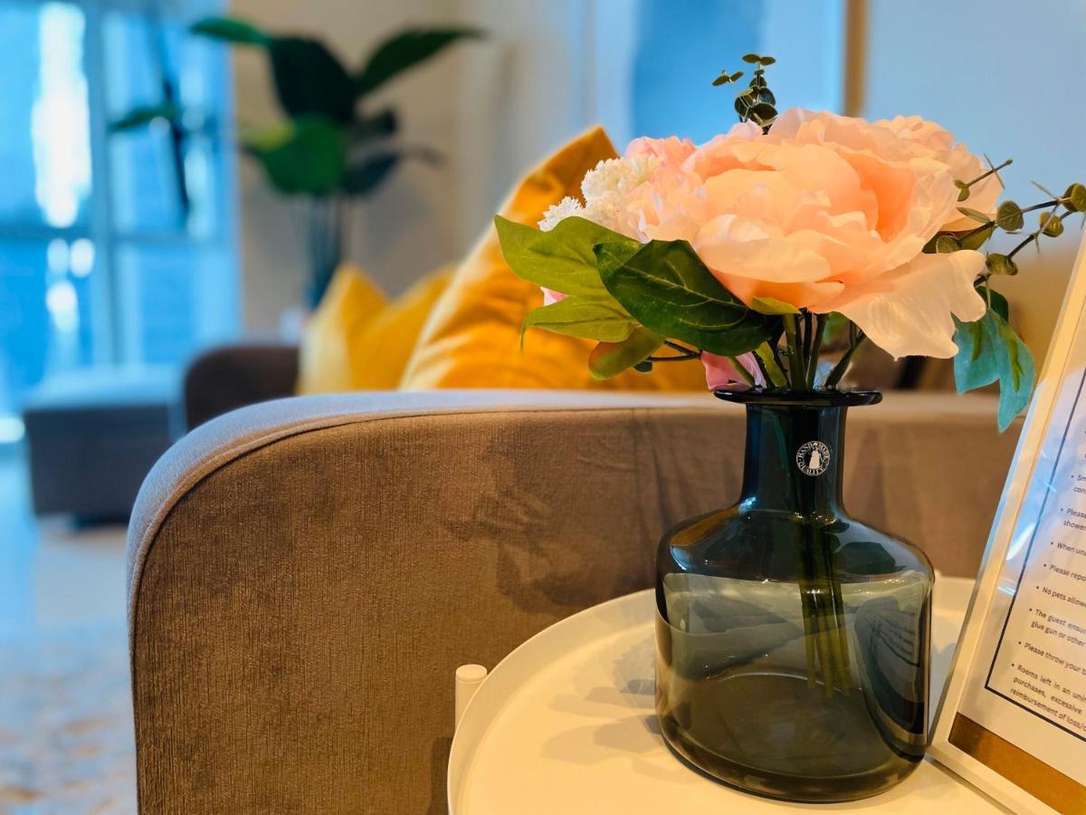 تاغويغ Uptown Parksuites Bgc المظهر الخارجي الصورة