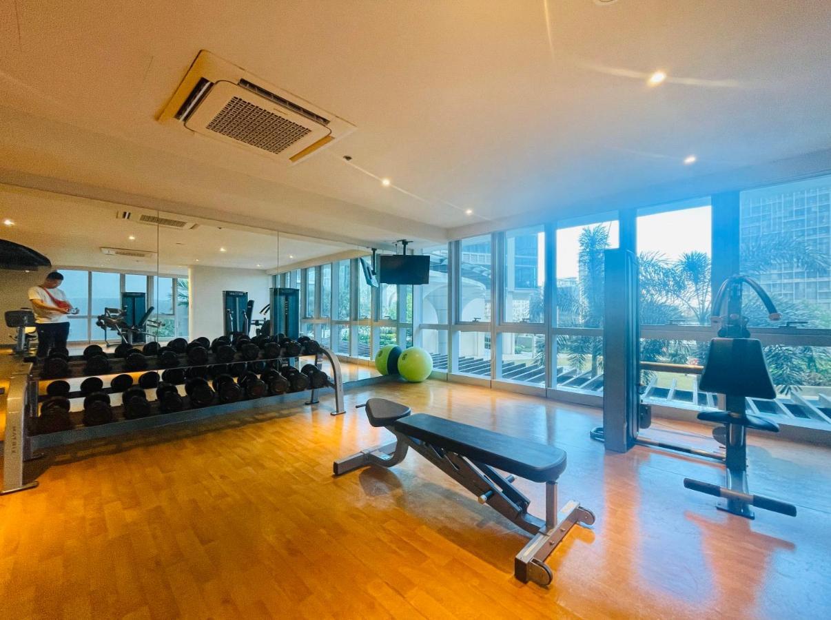 تاغويغ Uptown Parksuites Bgc المظهر الخارجي الصورة