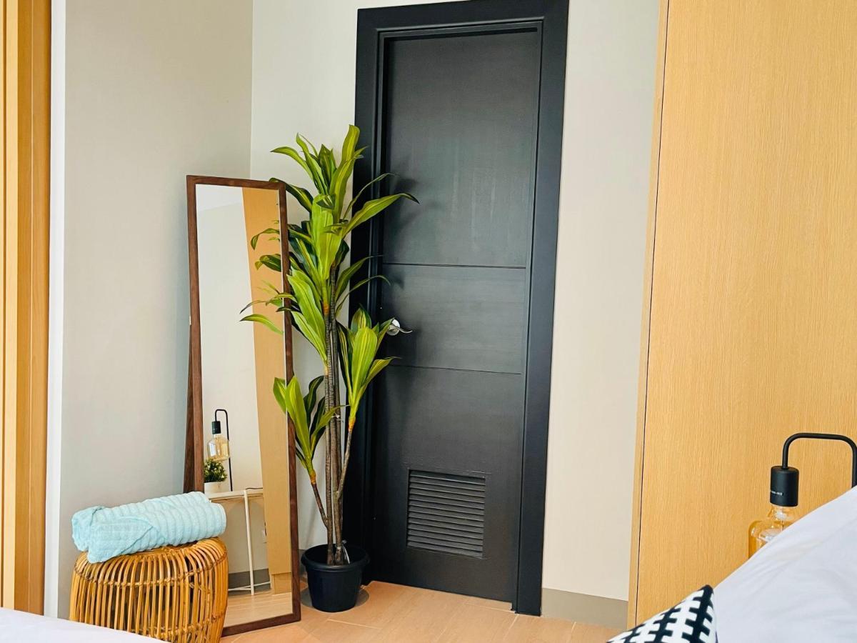 تاغويغ Uptown Parksuites Bgc المظهر الخارجي الصورة