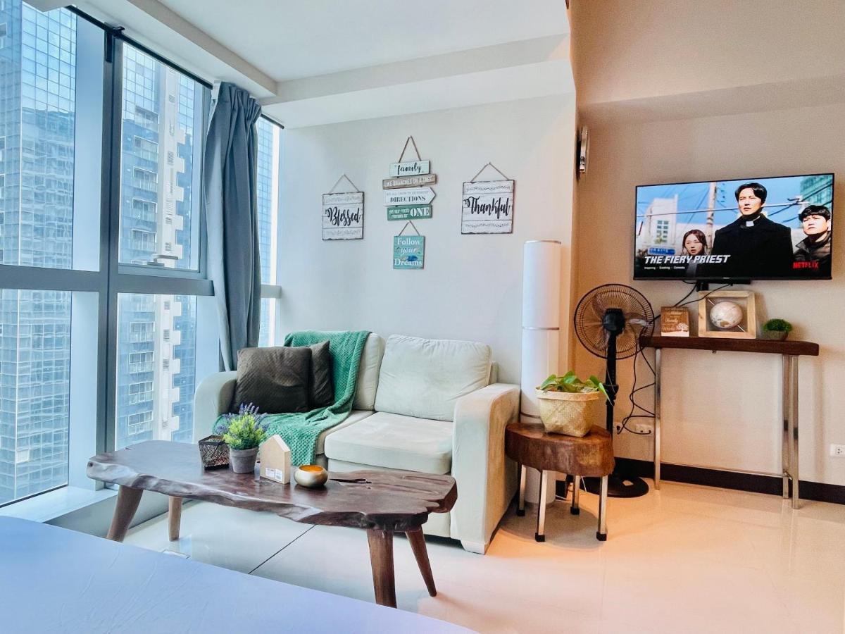 تاغويغ Uptown Parksuites Bgc المظهر الخارجي الصورة