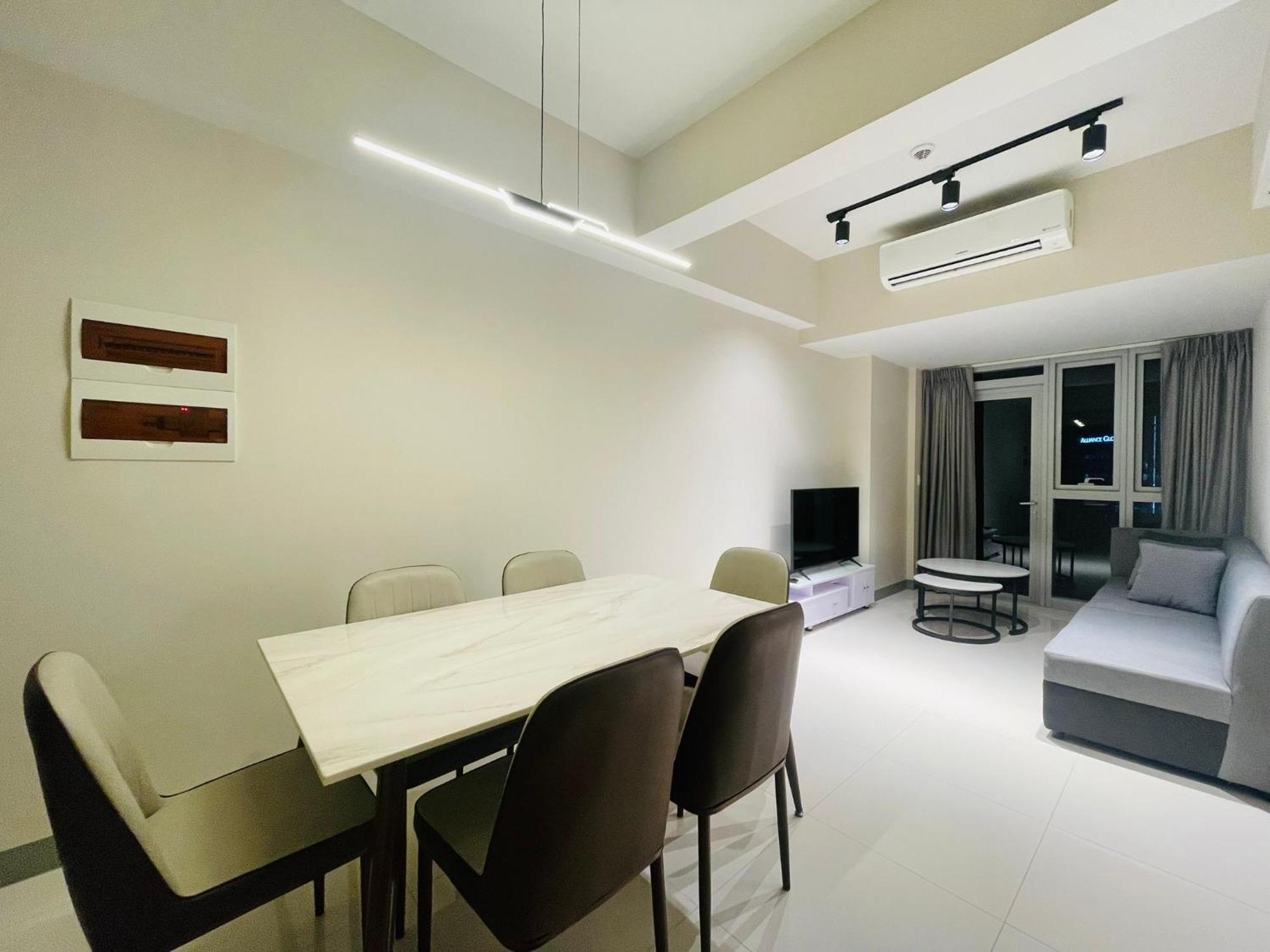 تاغويغ Uptown Parksuites Bgc المظهر الخارجي الصورة
