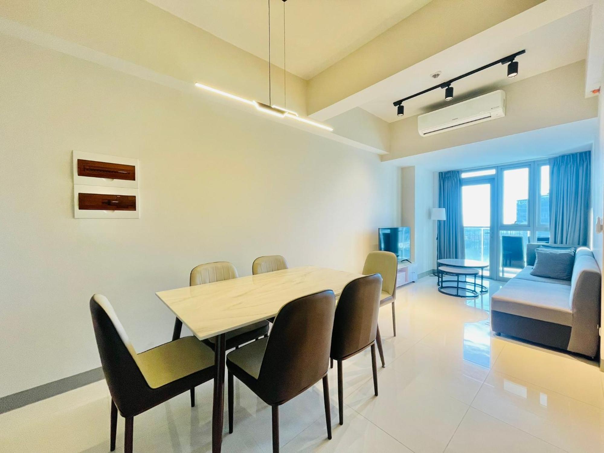 تاغويغ Uptown Parksuites Bgc المظهر الخارجي الصورة