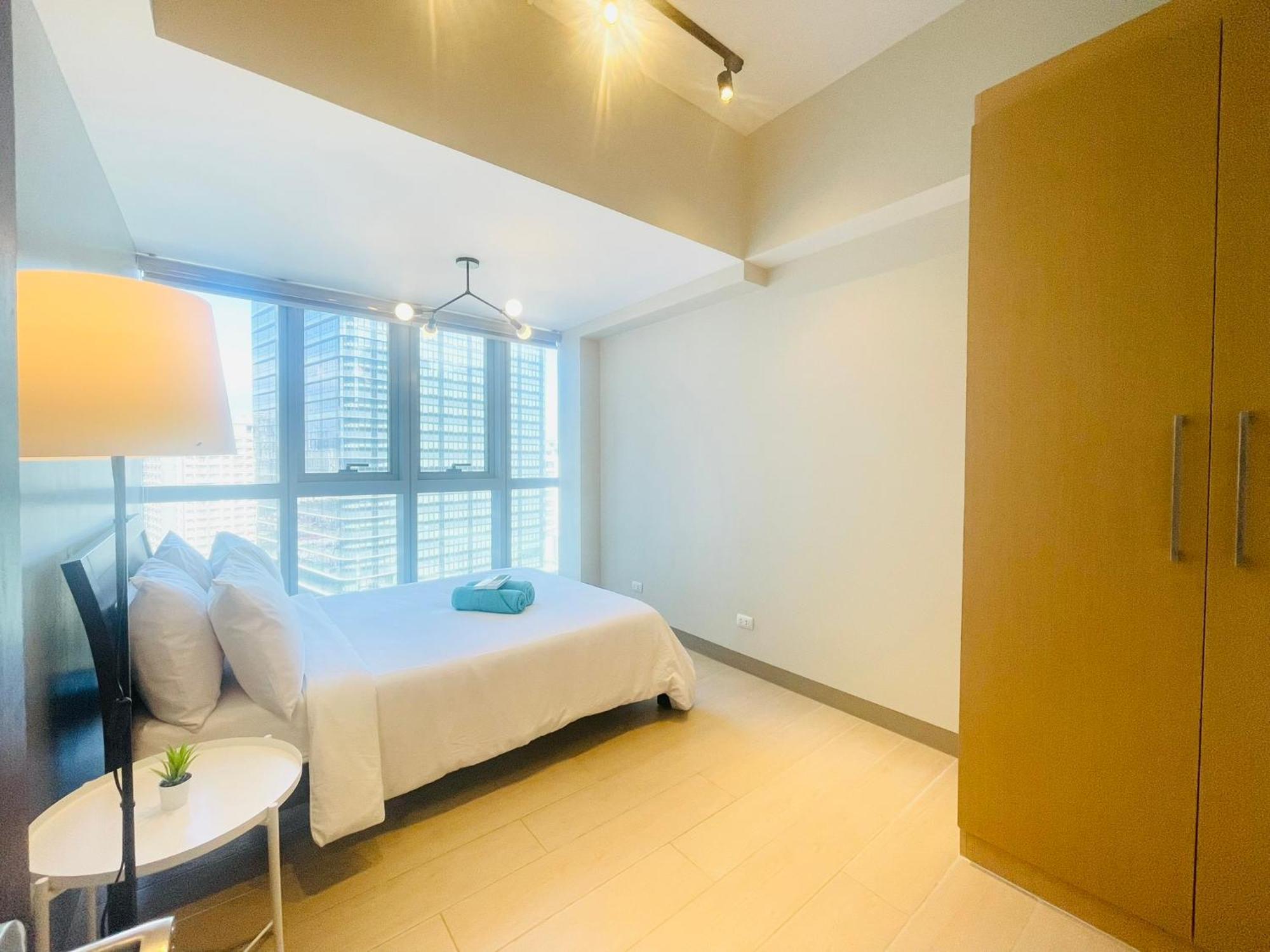تاغويغ Uptown Parksuites Bgc المظهر الخارجي الصورة
