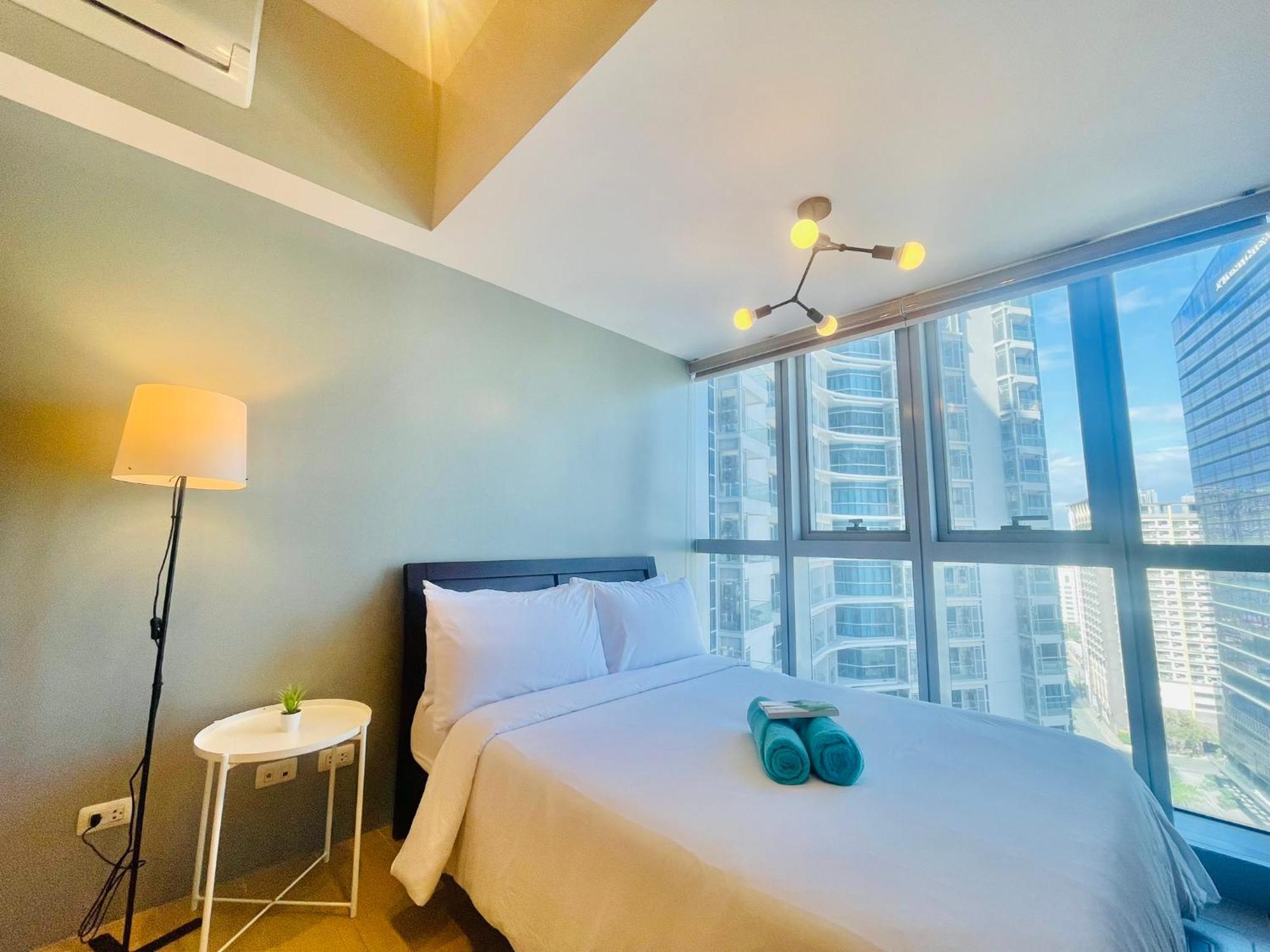 تاغويغ Uptown Parksuites Bgc المظهر الخارجي الصورة